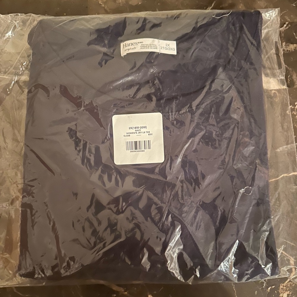 Hanes 2x navy blue T shirts new with tags
